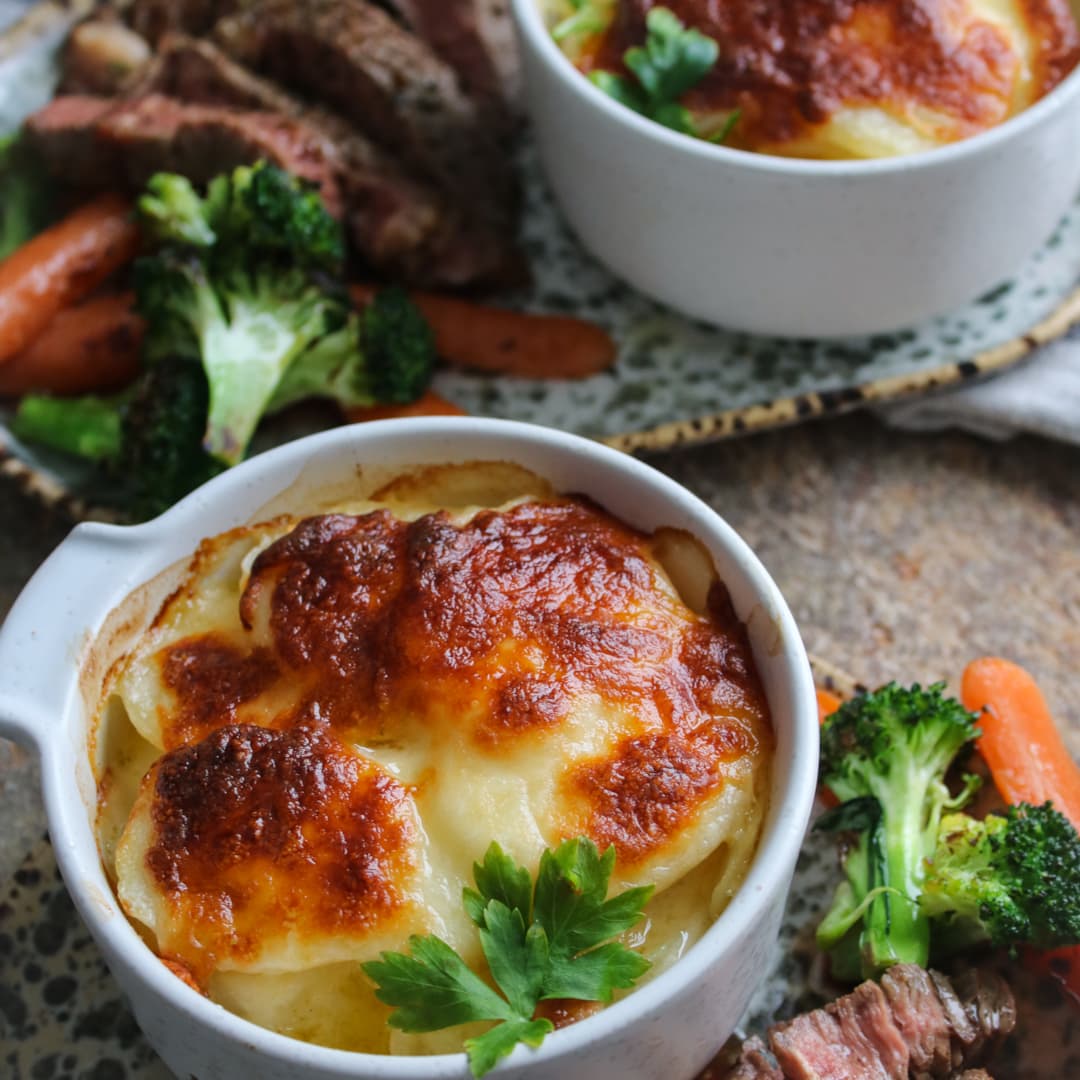 Entrecote med vitlök och grönpeppar med Scans potatisgratäng